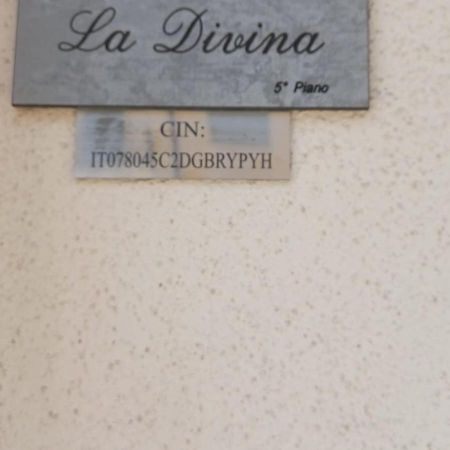 La Divina Apartment Cosenza Exterior photo
